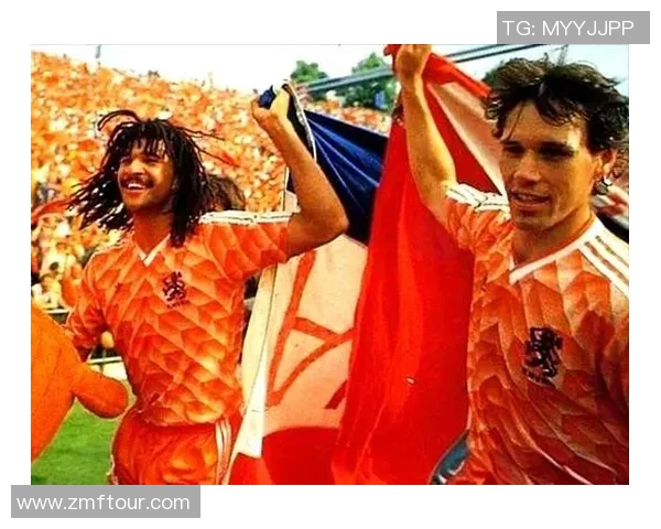 穿越69岁传奇足球明星的辉煌岁月与不朽精神 穿越69岁传奇足球明星的辉煌岁月与不朽精神